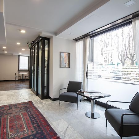 Hotel Esperia Rho Kültér fotó