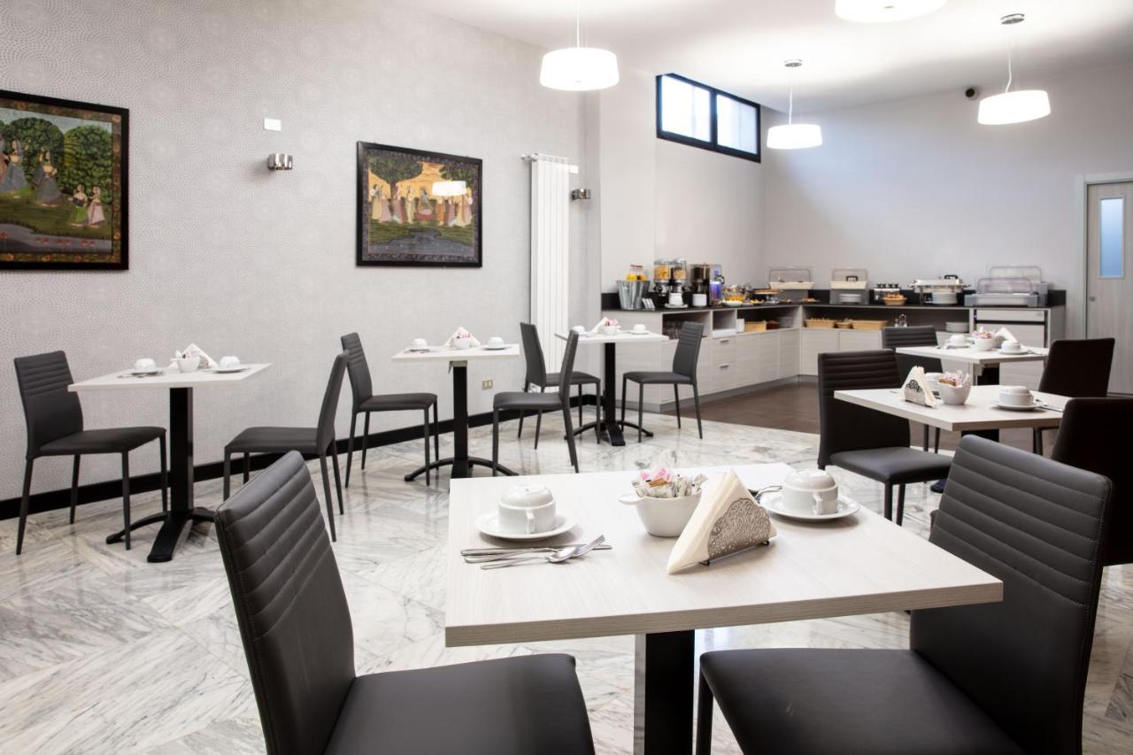Hotel Esperia Rho Kültér fotó