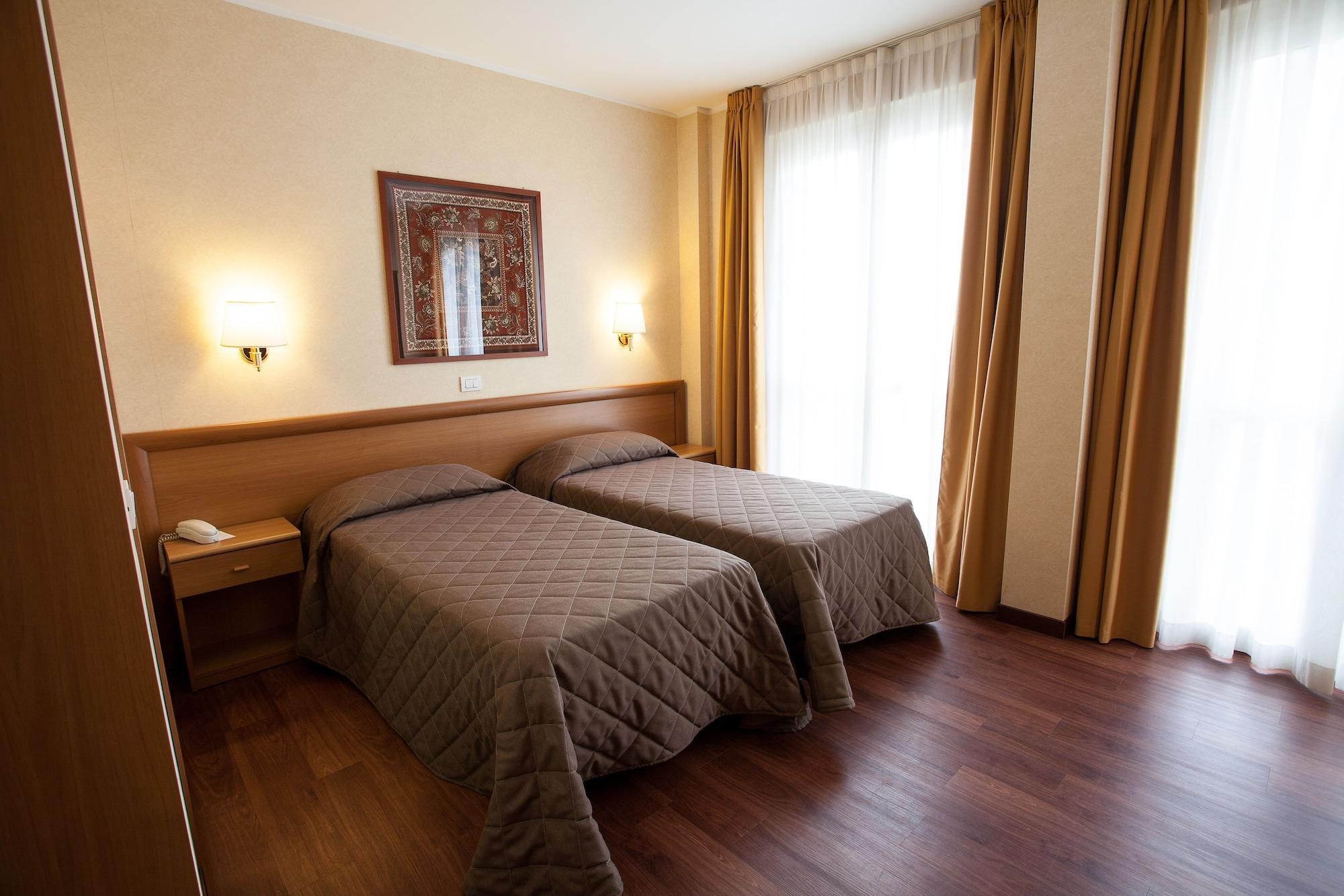 Hotel Esperia Rho Kültér fotó