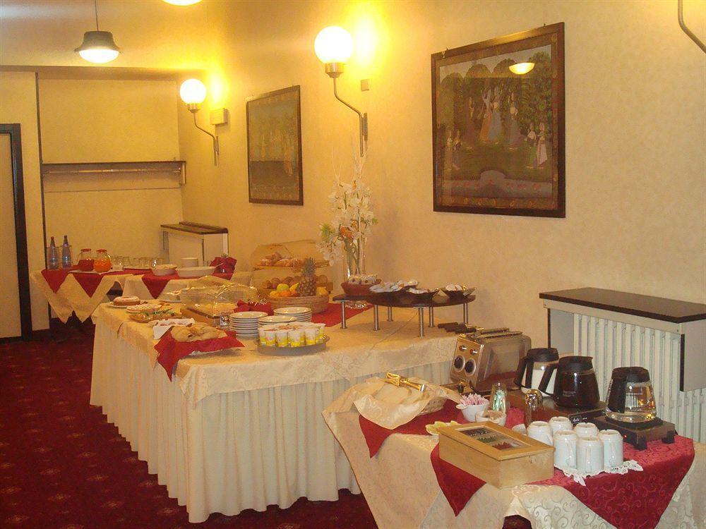 Hotel Esperia Rho Kültér fotó